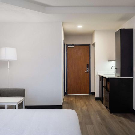 Spark By Hilton Guelph Esterno foto