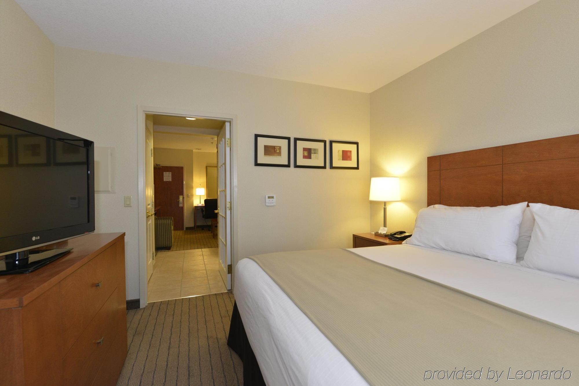 Spark By Hilton Guelph Esterno foto