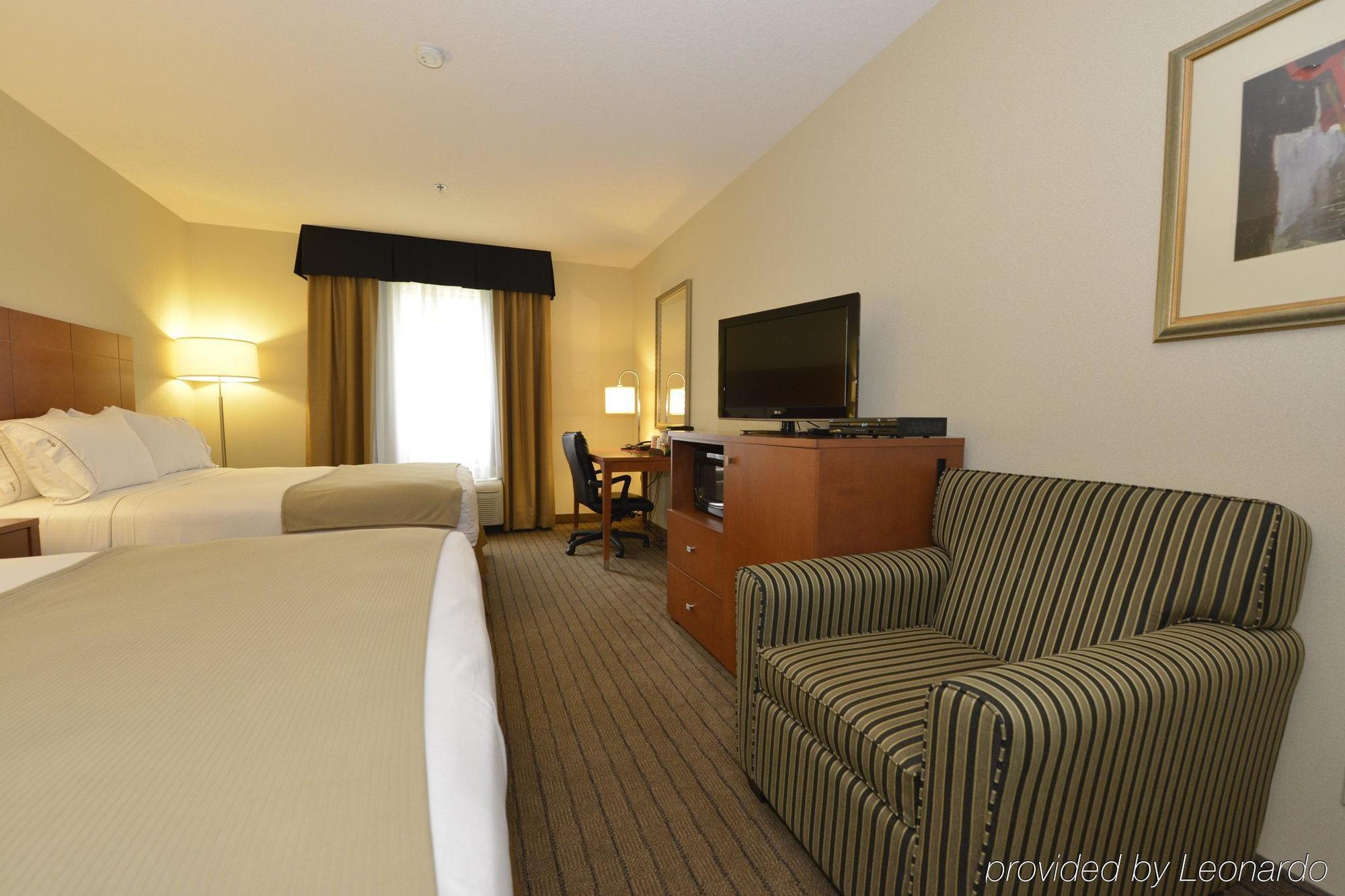 Spark By Hilton Guelph Esterno foto